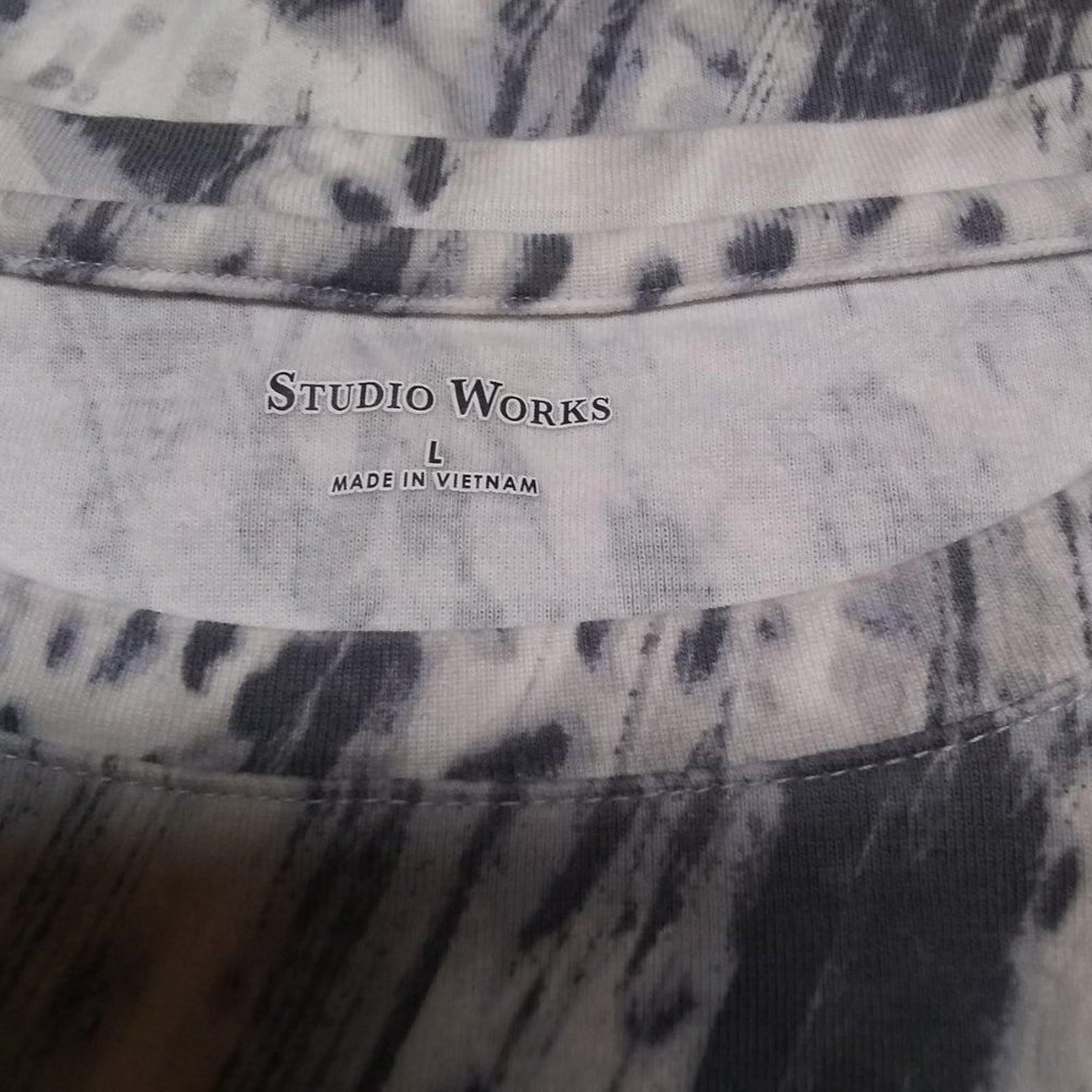 Top by Studio Works - Picture 2 of 3